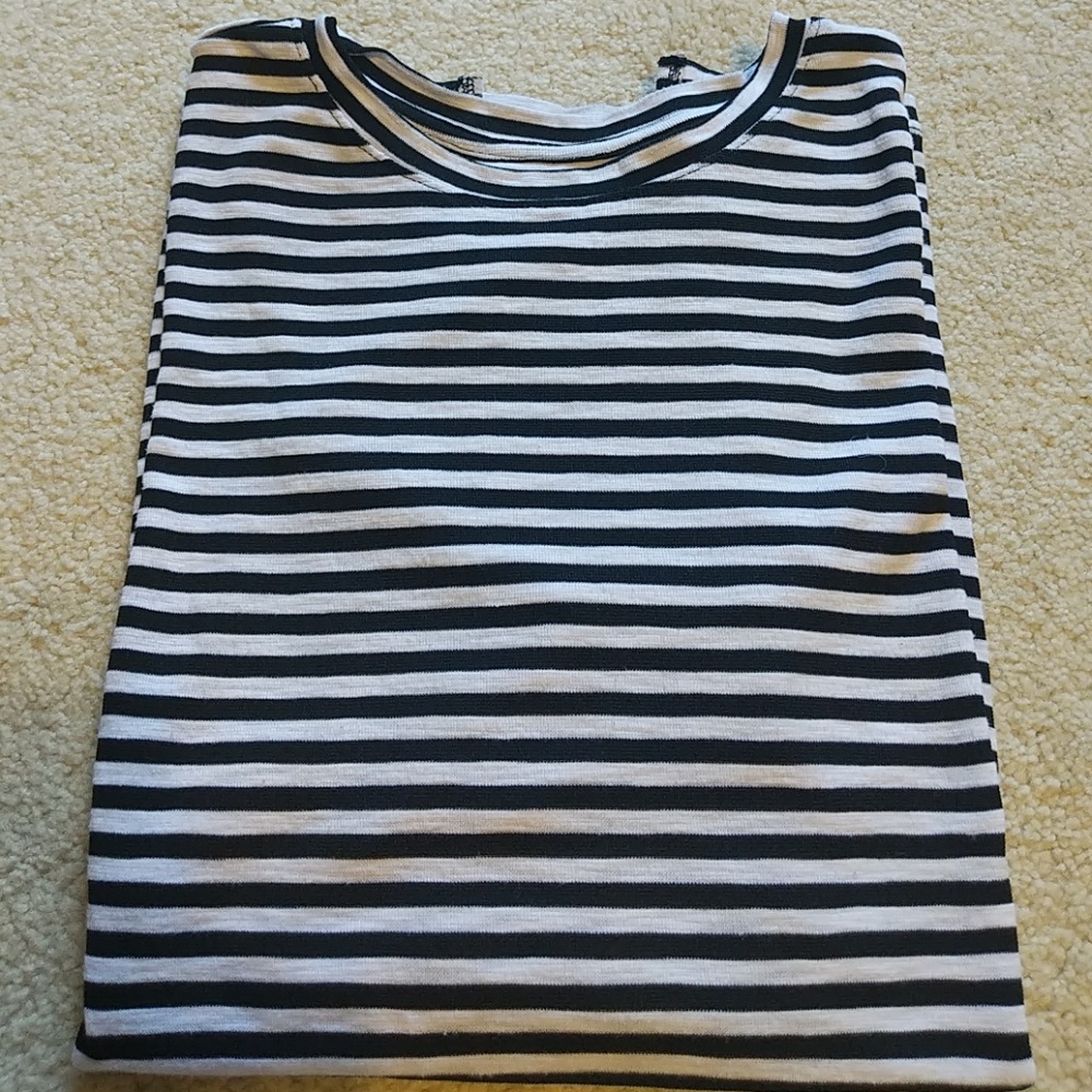 Striped top bundle - Picture 2 of 6